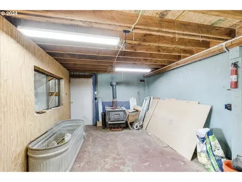 39909 SE Kitzmiller Road Eagle Creek OR 97022