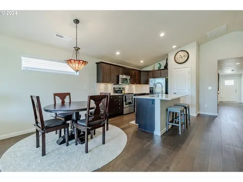 5908 Avalon Street Eugene OR 97402