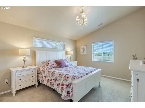 5908 Avalon Street Eugene OR 97402