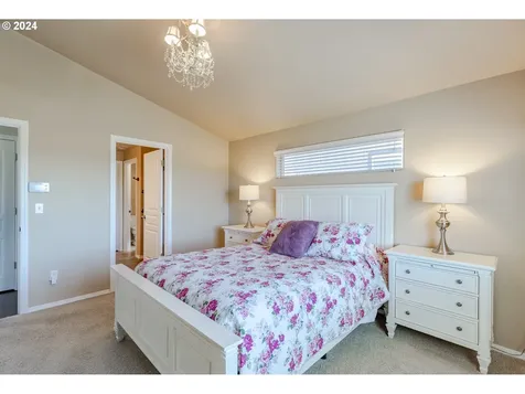 5908 Avalon Street Eugene OR 97402