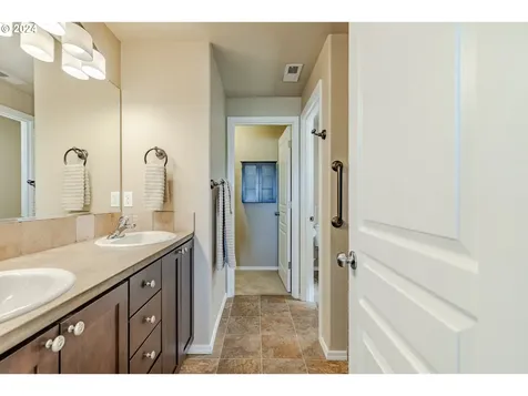 5908 Avalon Street Eugene OR 97402