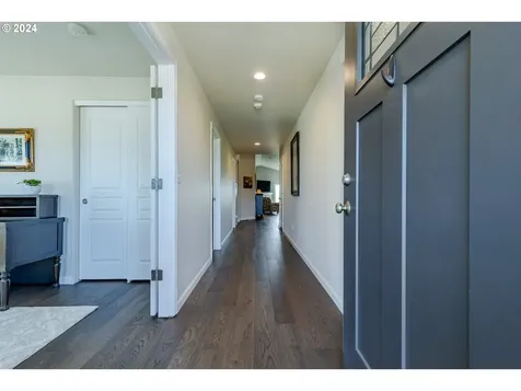 5908 Avalon Street Eugene OR 97402