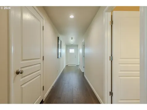 5908 Avalon Street Eugene OR 97402