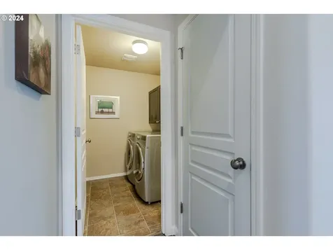 5908 Avalon Street Eugene OR 97402