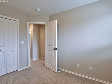 15125 Sw Canyon Wren Way Beaverton OR 97007