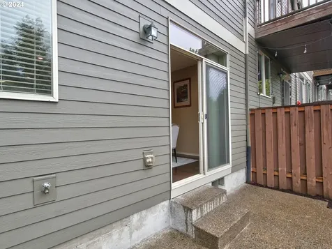 15125 Sw Canyon Wren Way Beaverton OR 97007