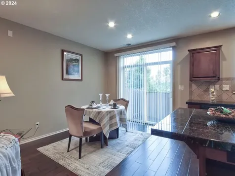 15125 Sw Canyon Wren Way Beaverton OR 97007