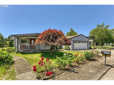 13722 Heather Lane Ne Aurora OR 97002