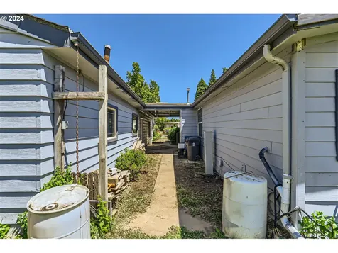 13722 Heather Lane Ne Aurora OR 97002