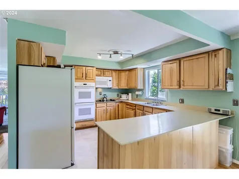 13722 Heather Lane Ne Aurora OR 97002