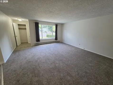 1407 Bowmont Avenue Kelso WA 98626