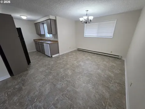 1407 Bowmont Avenue Kelso WA 98626