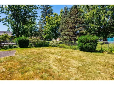 1743 Se Lewellyn Avenue Troutdale OR 97060