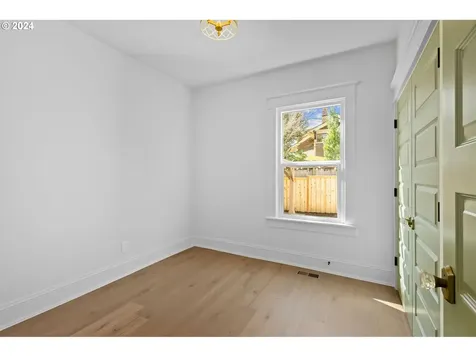 1707 SE 37th Avenue Portland OR 97214