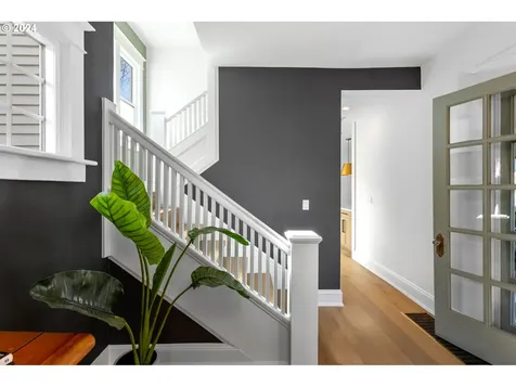 1707 SE 37th Avenue Portland OR 97214
