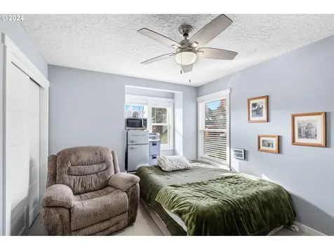 5816 NW Simnasho Drive Portland OR 97229