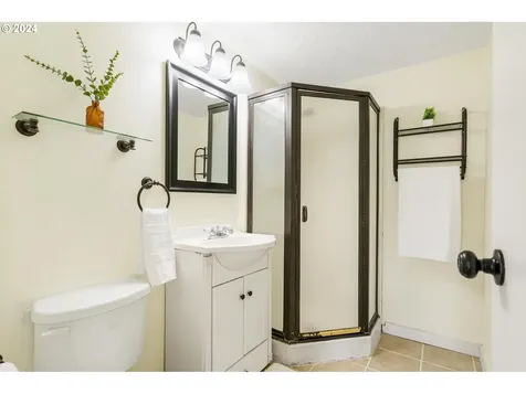 3838 Se 99th Avenue Portland OR 97266