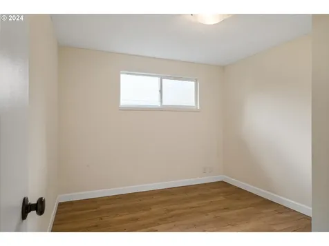 3838 Se 99th Avenue Portland OR 97266