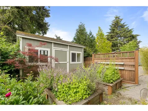 3838 Se 99th Avenue Portland OR 97266