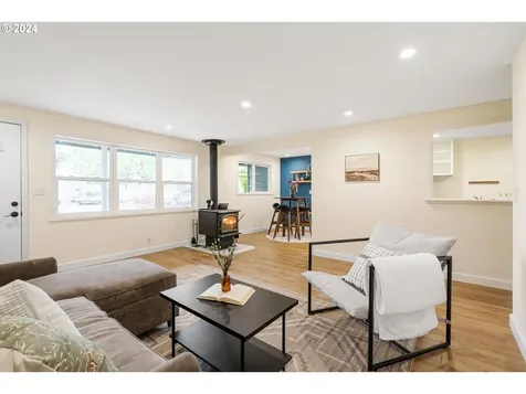 3838 Se 99th Avenue Portland OR 97266