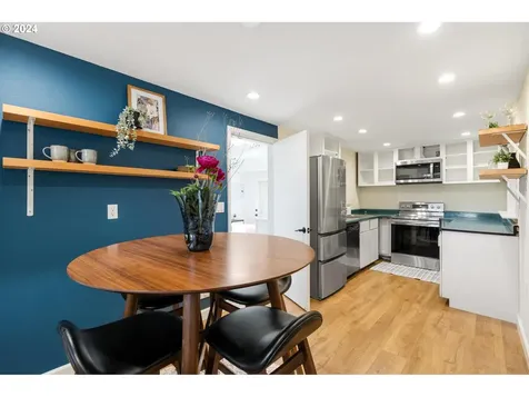 3838 Se 99th Avenue Portland OR 97266