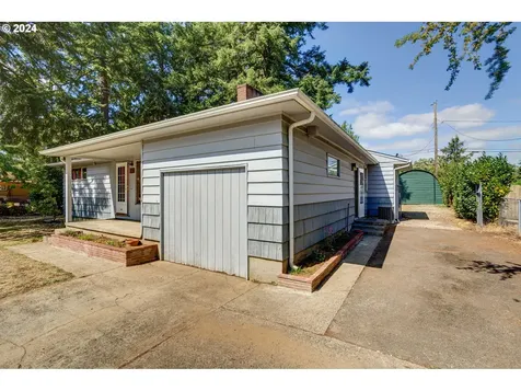13035 SE Salmon Street Portland OR 97233