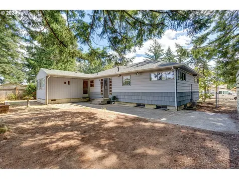 13035 SE Salmon Street Portland OR 97233