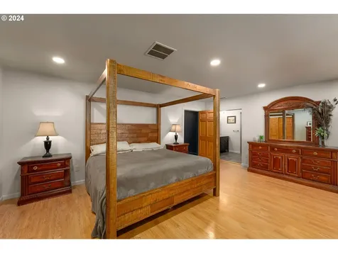 1900 Louis Creek Road Myrtle Creek OR 97457