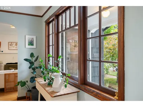 4114 N Colonial Avenue Portland OR 97217