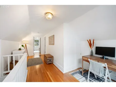 4114 N Colonial Avenue Portland OR 97217