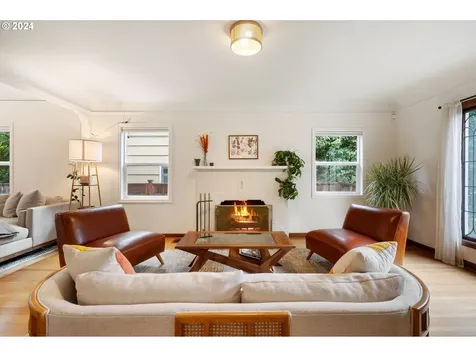 4114 N Colonial Avenue Portland OR 97217