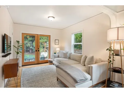 4114 N Colonial Avenue Portland OR 97217