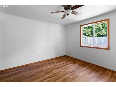 4232 Ne Hayes Street Camas WA 98607