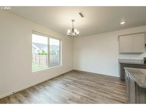 9502 NE 169th Avenue Vancouver WA 98682