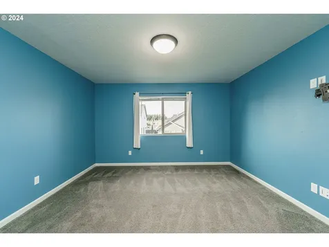 9502 NE 169th Avenue Vancouver WA 98682
