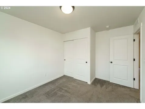 9502 NE 169th Avenue Vancouver WA 98682