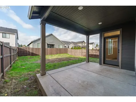 9502 NE 169th Avenue Vancouver WA 98682