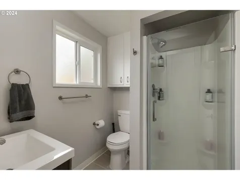 3763 Se Pine Street Hillsboro OR 97123