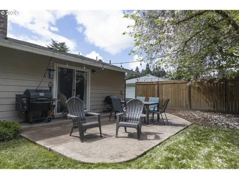 3763 Se Pine Street Hillsboro OR 97123