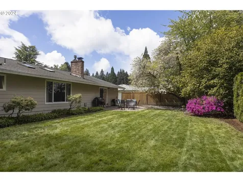 3763 Se Pine Street Hillsboro OR 97123