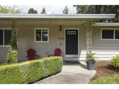 3763 Se Pine Street Hillsboro OR 97123
