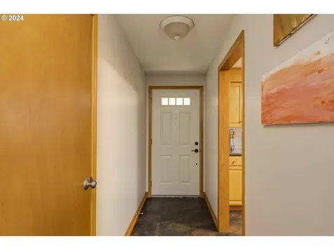 3763 Se Pine Street Hillsboro OR 97123
