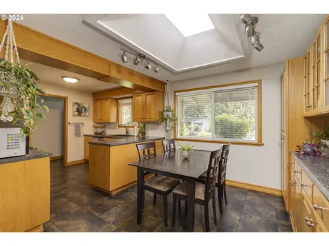 3763 Se Pine Street Hillsboro OR 97123