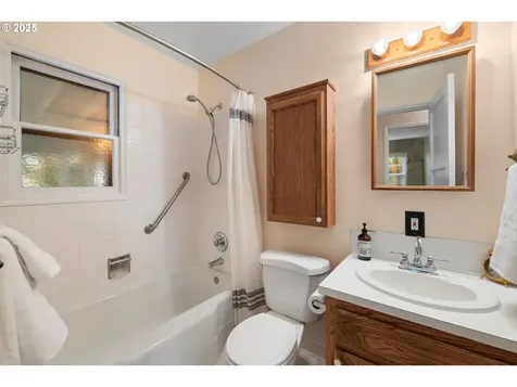 3635 NE 115th Avenue Portland OR 97220