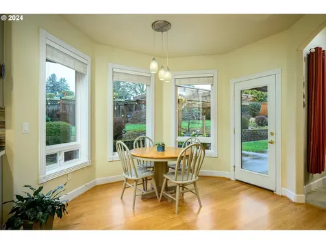 733 Nw Morning View Court Mcminnville OR 97128