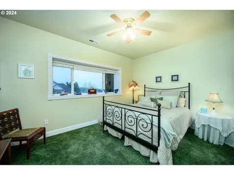 733 Nw Morning View Court Mcminnville OR 97128