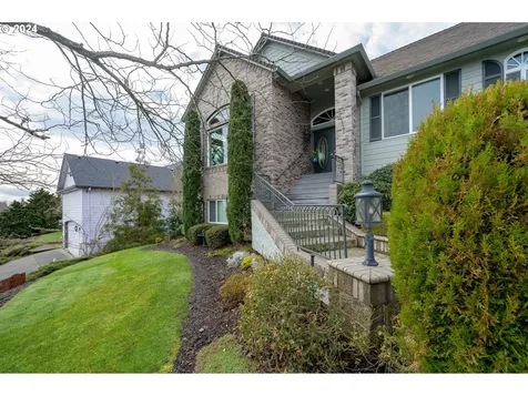 733 Nw Morning View Court Mcminnville OR 97128
