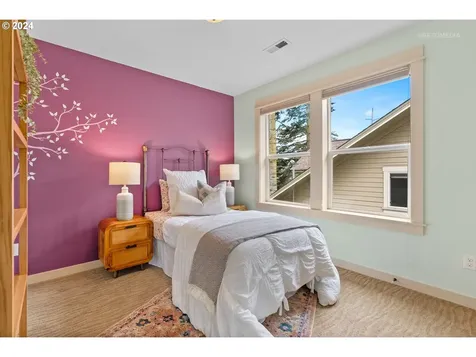 4841 N Amherst Street Portland OR 97203