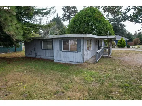 265 North Avenue Bandon OR 97411