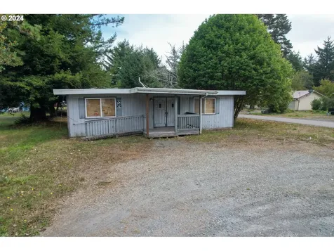 265 North Avenue Bandon OR 97411